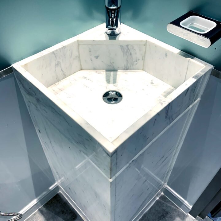 Modular Portable Toilet | Prefabricated Portable Toilets UAE