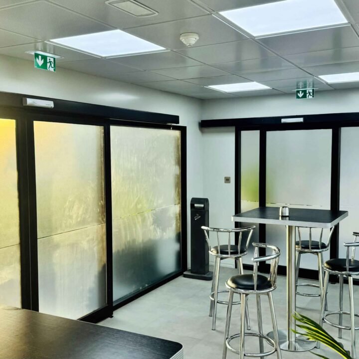 Portable/Movable/Mobile Smoking Rooms/Cabins