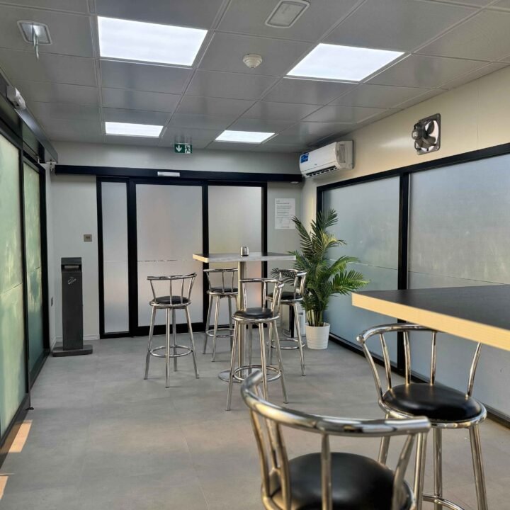 Portable/Movable/Mobile Smoking Rooms/Cabins