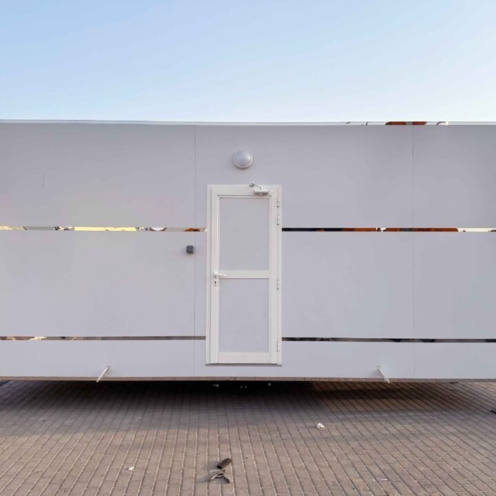 Portable Washroom Cabin | Luxury Porta Potty Dubai, Abu Dhabi