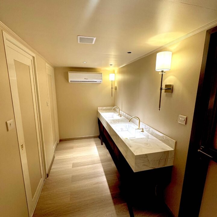 Modular Trailer | Luxury washroom | Restroom Trailer Dubai