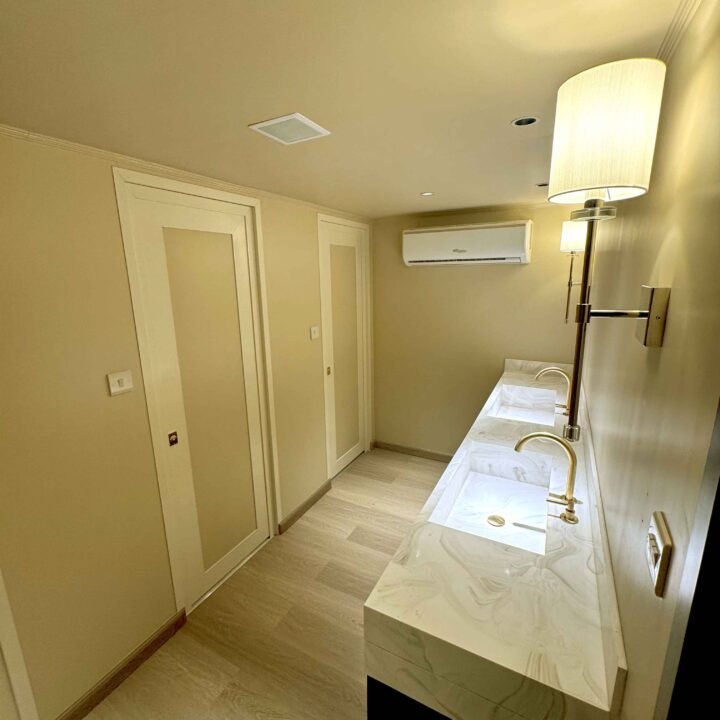 Modular Trailer | Luxury washroom | Restroom Trailer Dubai