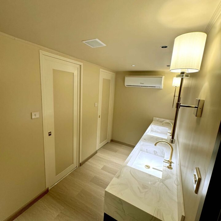 Modular Trailer | Luxury washroom | Restroom Trailer Dubai