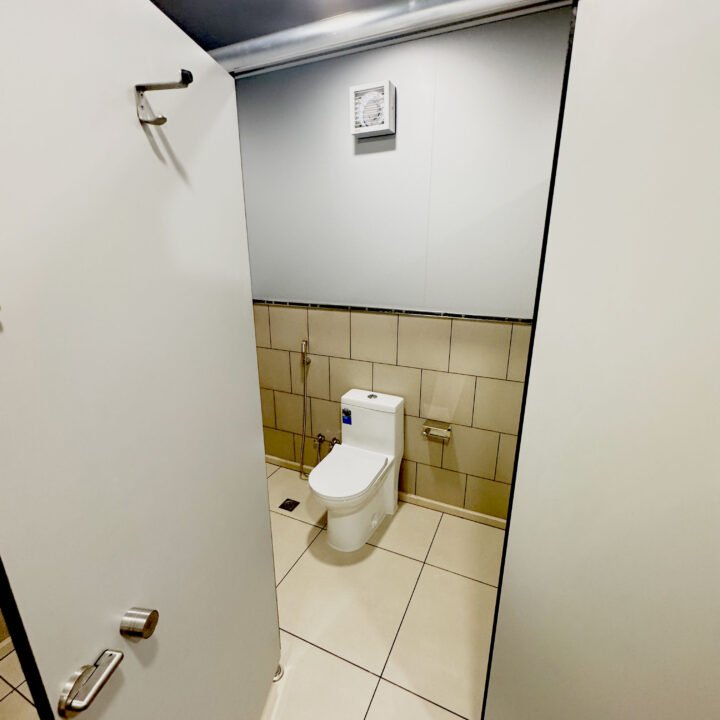 portolet | portable wc | portable washroom cabin dubai, abu dhabi, uae, oman